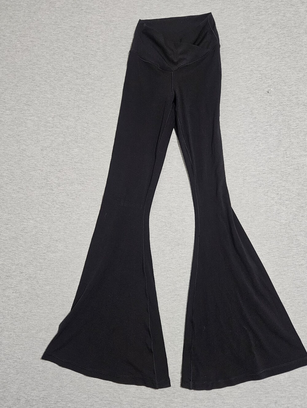 Aerie black flare pants leggings Size S #leggings #flare #wideleg